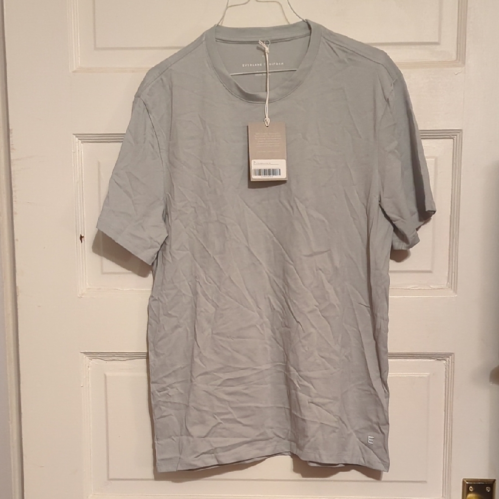 Everlane Mens UNIFORM size M Gray Short Sleeve Tee NWT